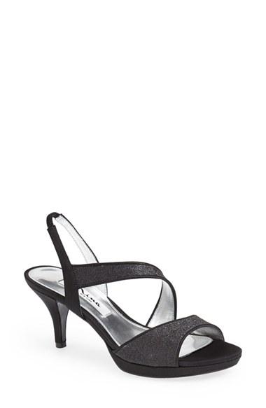 Women's Nina 'newark' Sandal M - Black