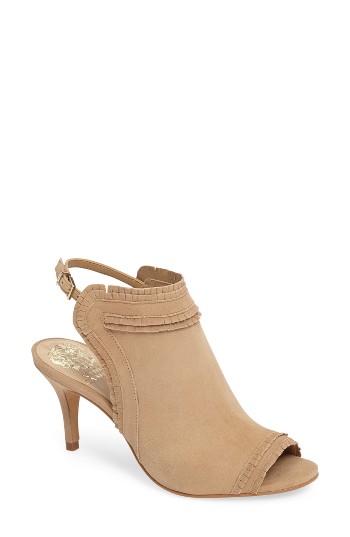 Women's Vince Camuto Prenda Sandal M - Beige
