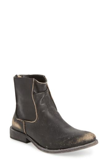 Women's Matisse 'gerald' Distressed Bootie .5 M - Black