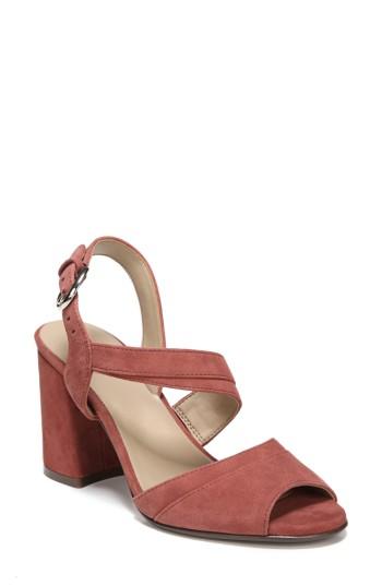 Women's Naturalizer Terah Sandal M - Red