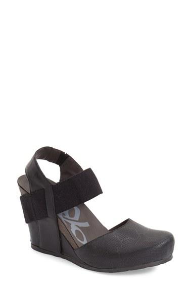 Women's Otbt 'rexburg' Wedge Sandal M - Black