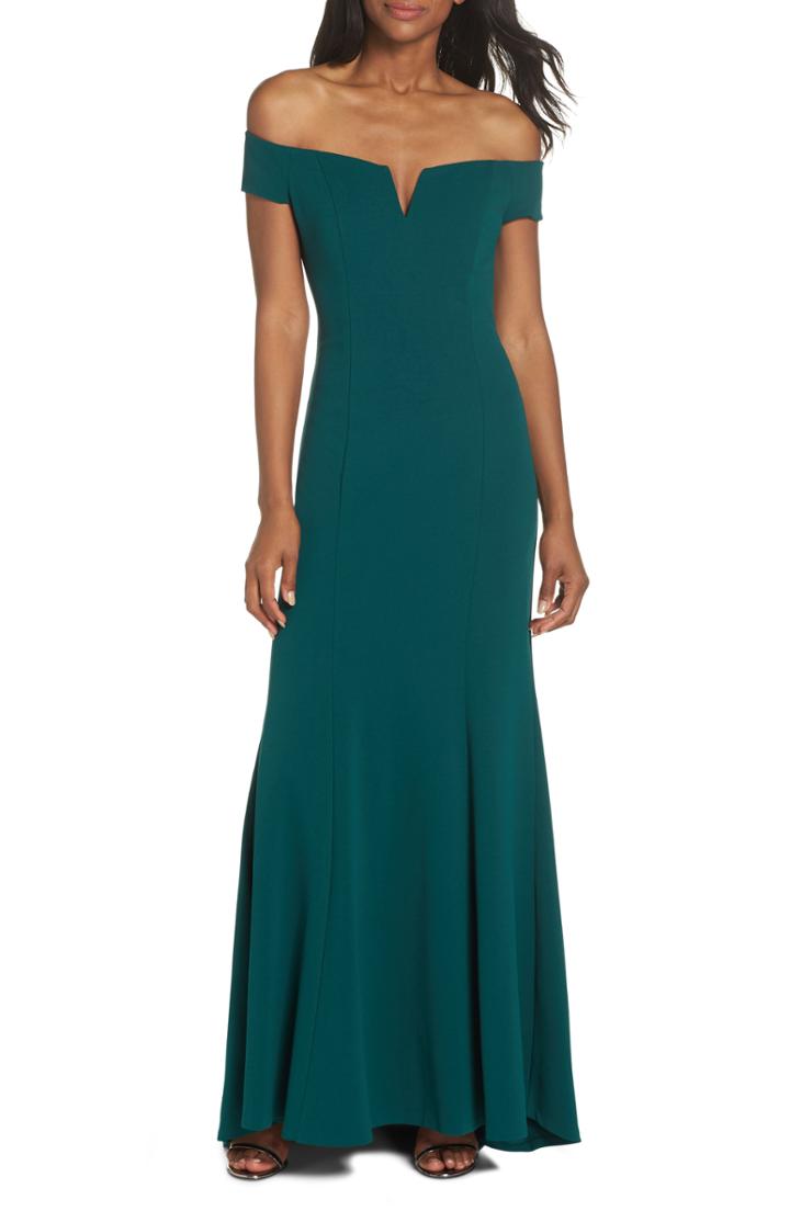 Women's Vince Camuto Notched Off The Shoulder Trumpet Gown (similar To 14w) - Green