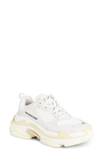 Women's Balenciaga Triple S Low Top Sneaker Us / 38eu - White