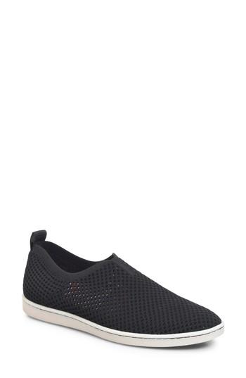 Women's B?rn Hazy Slip-on Sneaker M - Black