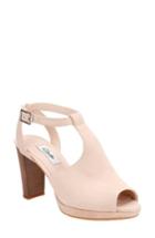 Women's Clarks Kendra Charm Sandal M - Beige