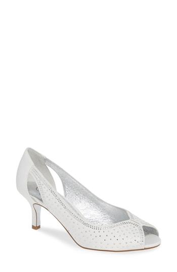 Women's Adrianna Papell Jenna Peep Toe Pump .5 M - Ivory