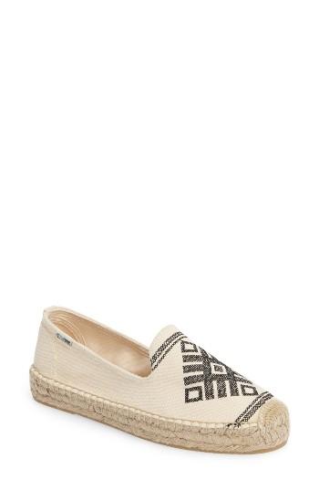 Women's Soludos Yucatan Smoking Slipper .5 M - Beige
