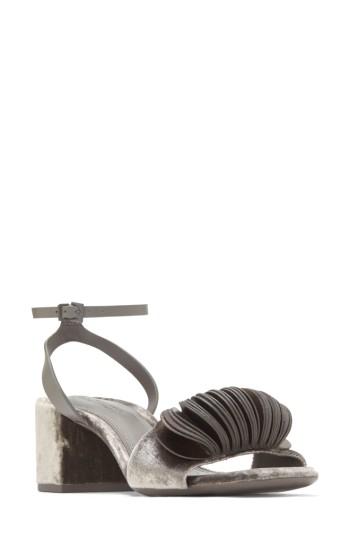 Women's Mercedes Castillo Riza Block Heel Sandal .5 M - Grey