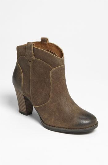 Indigo By Clarks 'heath Harrier' Bootie Womens Taupe Distress Size 4.5 M