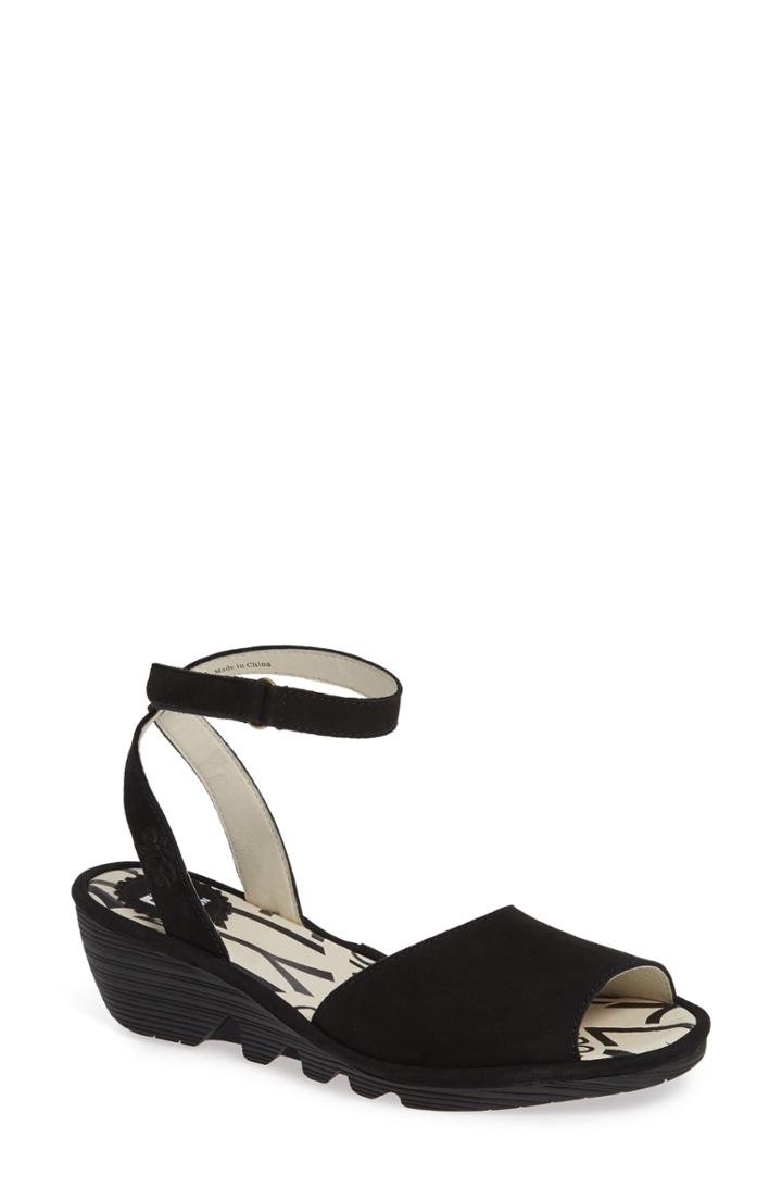 Women's Fly London Pato Wedge Sandal .5-8us / 38eu - Black