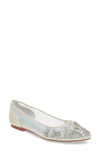 Women's Bella Belle Willow Skimmer Flat .5 M - Ivory