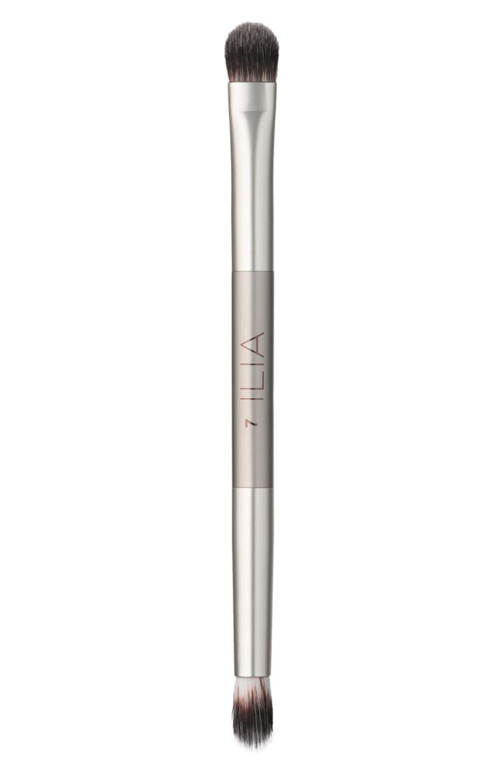 Space. Nk. Apothecary Ilia Essential Shade & Blend Shadow Brush, Size - No Color