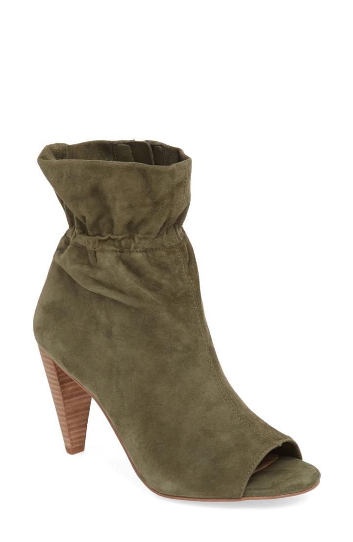 Women's Vince Camuto Addiena Bootie .5 M - Green