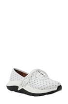Women's L'amour Des Pieds Helodie Sneaker M - White