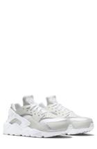 Women's Nike Air Huarache Run Sneaker M - White