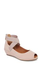 Women's Gentle Souls By Kenneth Cole Lisa Wedge Sandal M - Pink