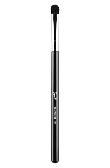 Sigma Beauty E32 Exact Blend(tm) Brush