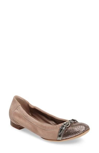 Women's Agl Cap Toe Ballet Flat