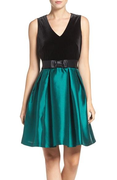 Women's Taylor Dresses Fit & Flare Dress