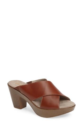 Women's Munro Yuma Sandal M - Brown