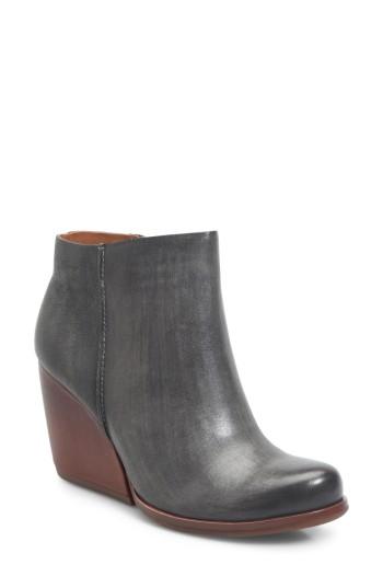 Women's Kork-ease Natalya Wedge Bootie M - Black