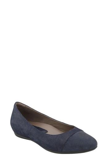 Women's Earthies 'hanover' Cap Toe Flat .5 M - Blue
