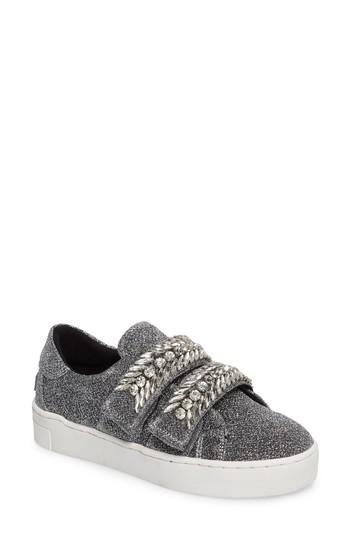 Women's Suecomma Bonnie Crystal Embellished Sneaker .5 Eu - Metallic
