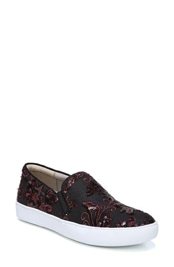 Women's Naturalizer Marianne Slip-on Sneaker M - Burgundy