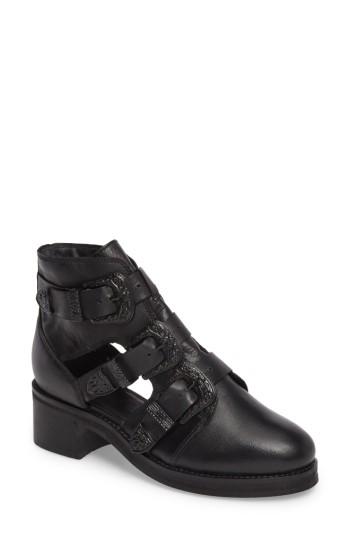 Women's Topshop Marco Cutout Bootie .5us / 36eu - Black
