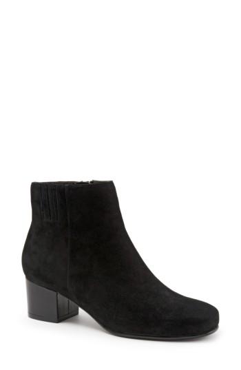 Women's Trotters Shannon Bootie .5 N - Black