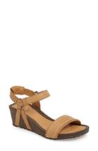 Women's Teva Ysidro Stitch Wedge Sandal M - Beige