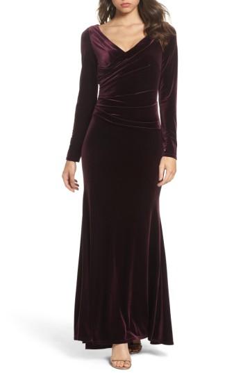 Petite Women's Vince Camuto Velvet Gown P - Burgundy