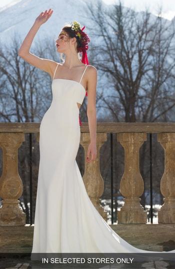 Women's Willowby Anemone Cutout Back Gown, Size In Store Only - Ivory