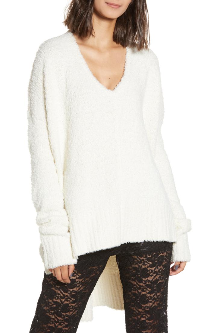 Women's Show Me Your Mumu Coconut Cream Fuzzy Sweater - Ivory