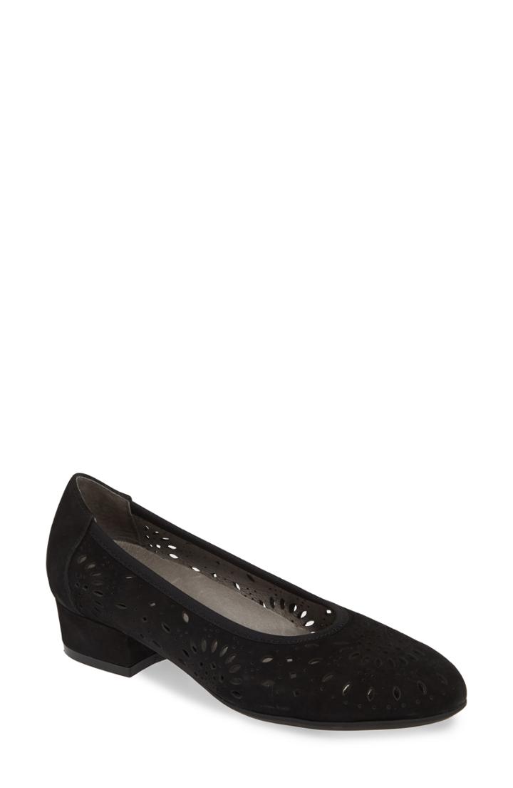 Women's David Tate Proud Cutout Pump .5 M - Black