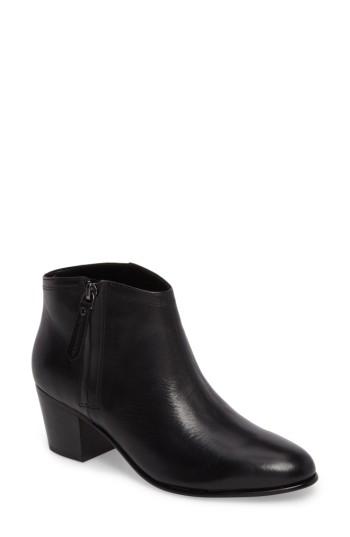 Women's Clarks Maypearl Alice Bootie M - Black