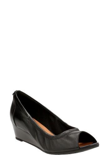 Women's Clarks Vendra Daisy Open Toe Wedge