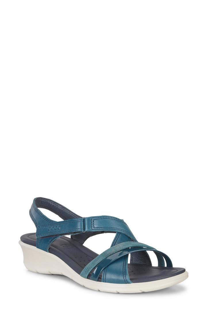 Women's Valentino Garavani 'rockstud' Flip Flop Us / 41eu - Metallic