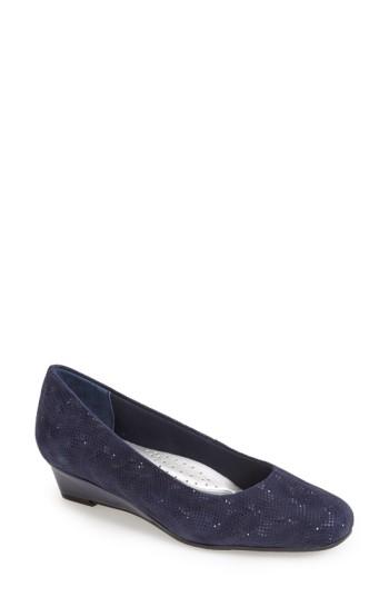 Women's Trotters 'lauren' Pump Ss - Blue