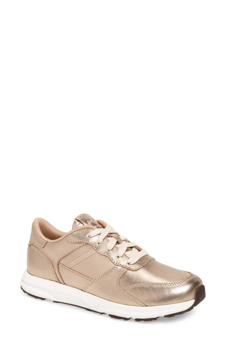 Women's Ariat Fuse Sneaker, Size 9 M - Metallic