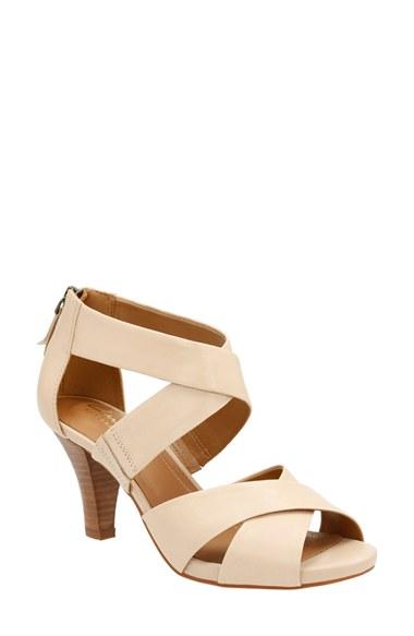Women's Clarks 'florine Sashae' Sandal .5 M - Beige