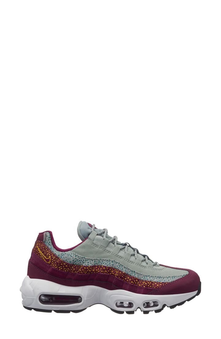 Women's Nike Air Max 95 Premium Sneaker M - Red