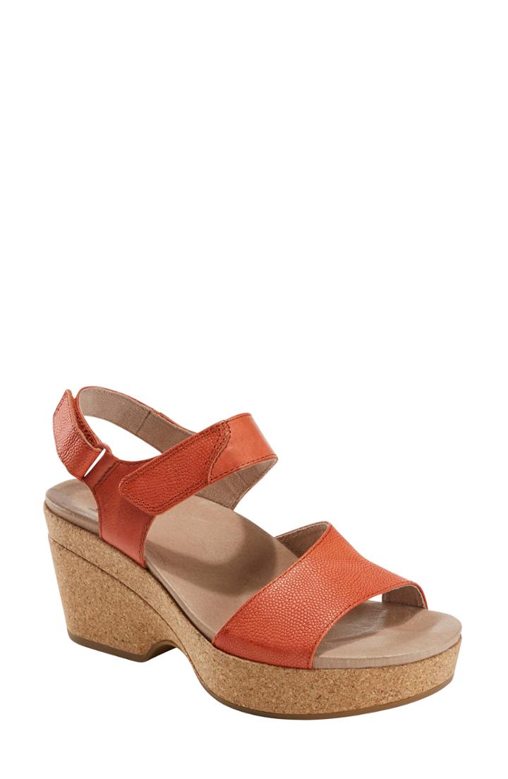 Women's Earth Kella Platform Sandal M - Orange