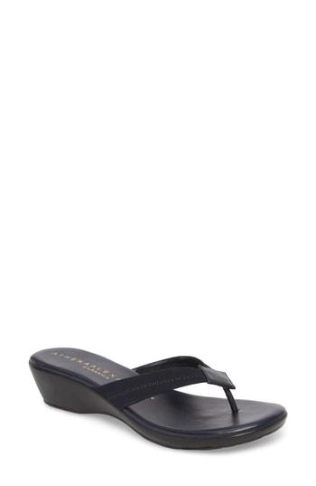 Women's Athena Alexander Ying Flip Flop M - Blue