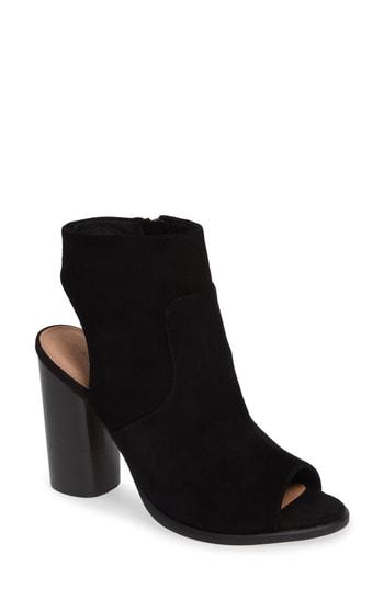 Women's Caslon Miles Sandal M - Black