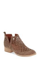 Women's Jeffrey Campbell Taggart Ankle Boot .5 M - Beige