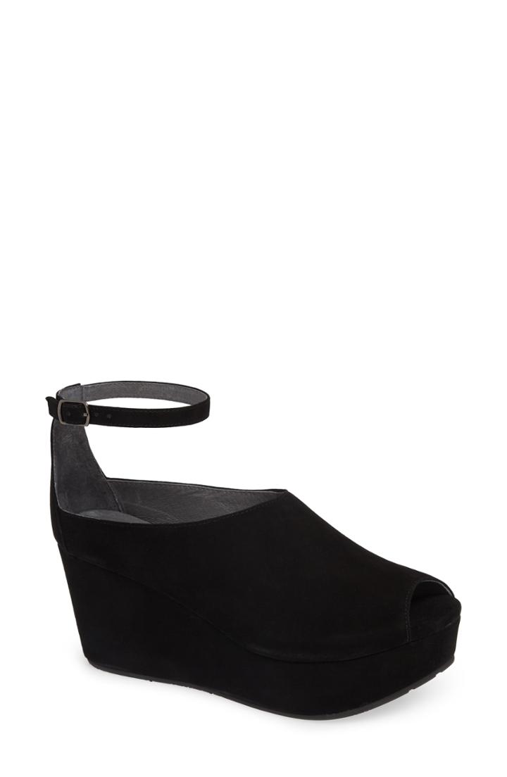 Women's Chocolat Blu Walter Ankle Strap Wedge Sandal .5 M - Black