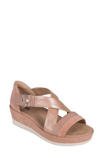 Women's Earth Hibiscus Sandal M - Coral
