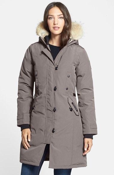 Women's Canada Goose Kensington Slim Fit Down Parka With Genuine Coyote Fur Trim - Green