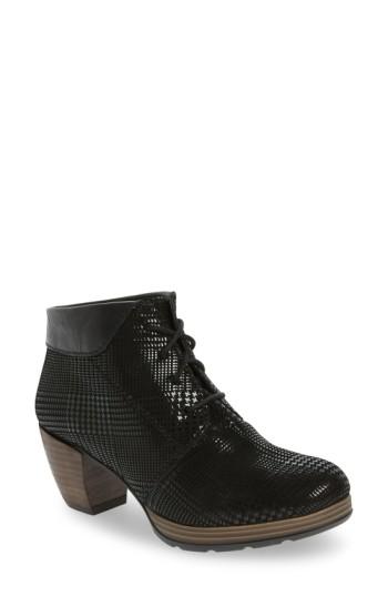 Women's Wolky 'jacquerie' Lace-up Bootie .5-6us / 36eu - Black